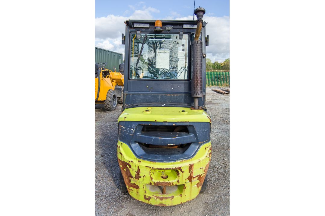 Clark GTS25 diesel driven fork lift truck Year: 2017 S/N: 8299 Recorded hours: 3707 c/w full cab - Image 6 of 19