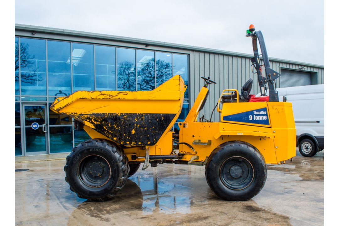 Thwaites 9 tonne straight skip dumper  Year: 2018 S/N: 806E3954 Recorded Hours: 2039 c/w V5C - Image 8 of 19
