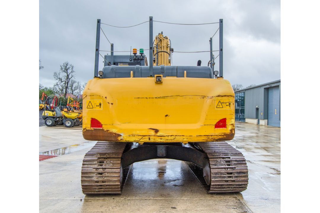 Liugong CLG922 22 tonne steel tracked excavator Year: 2018 S/N: E050361 Recorded Hours: 4805 - Image 6 of 29