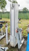 Sumner 2025 manual material hoist c/w forks 190 kg , HS code : 842539000 , Origin : US