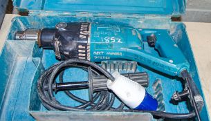 Makita 8406 240v diamond core drill c/w carry case WOOFR386