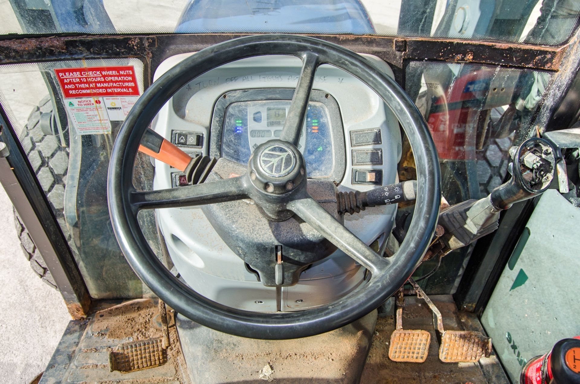 New Holland T4030 4WD tractor Year: 2013 Reg No: WX13 HGP Recorded hours: 1598 c/w Quicke Q36 loader - Image 19 of 24