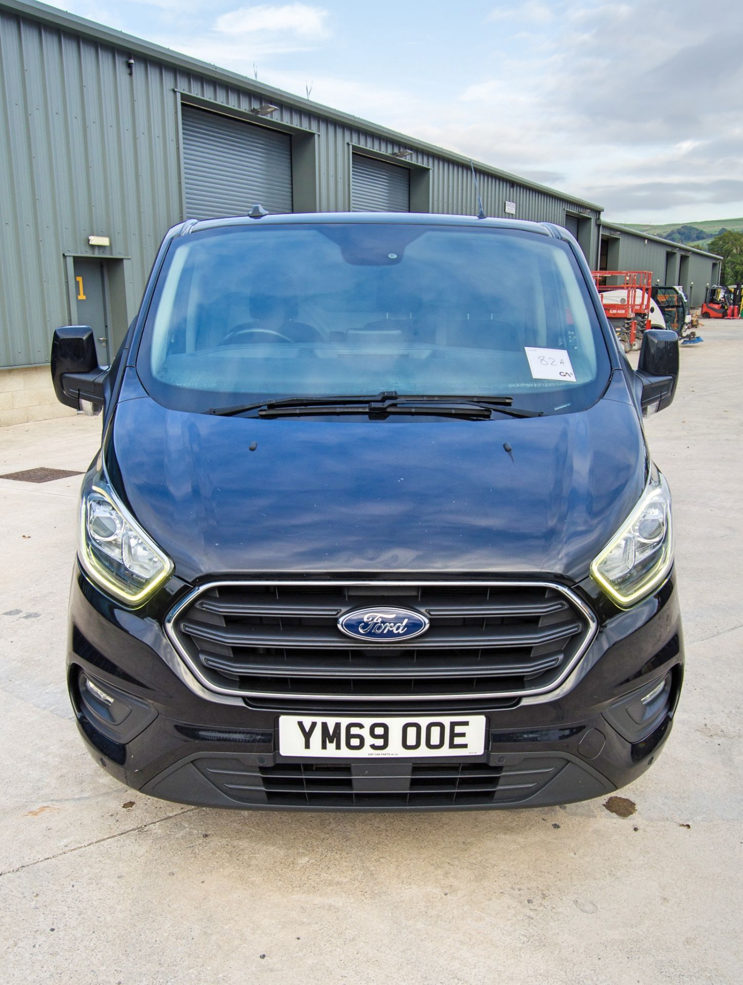Ford Transit Custom 300 Limited Blue Euro 6 1995cc diesel 6 speed manual panel van Registration - Image 5 of 29