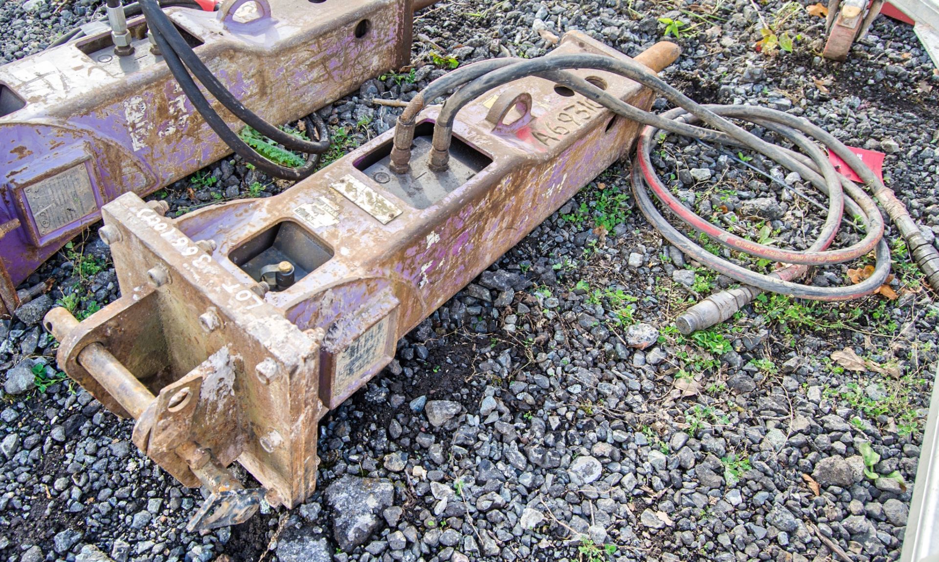 Pro Dem PRB010 hydraulic breaker Pin diameter: 25mm Pin centres: 85mm Pin width: 100mm A693103 - Image 2 of 4