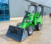 Avant R28 compact wheel loader Year: 2021 S/N: 107401 Recorded Hours: 41 c/w 4-in-1 bucket,