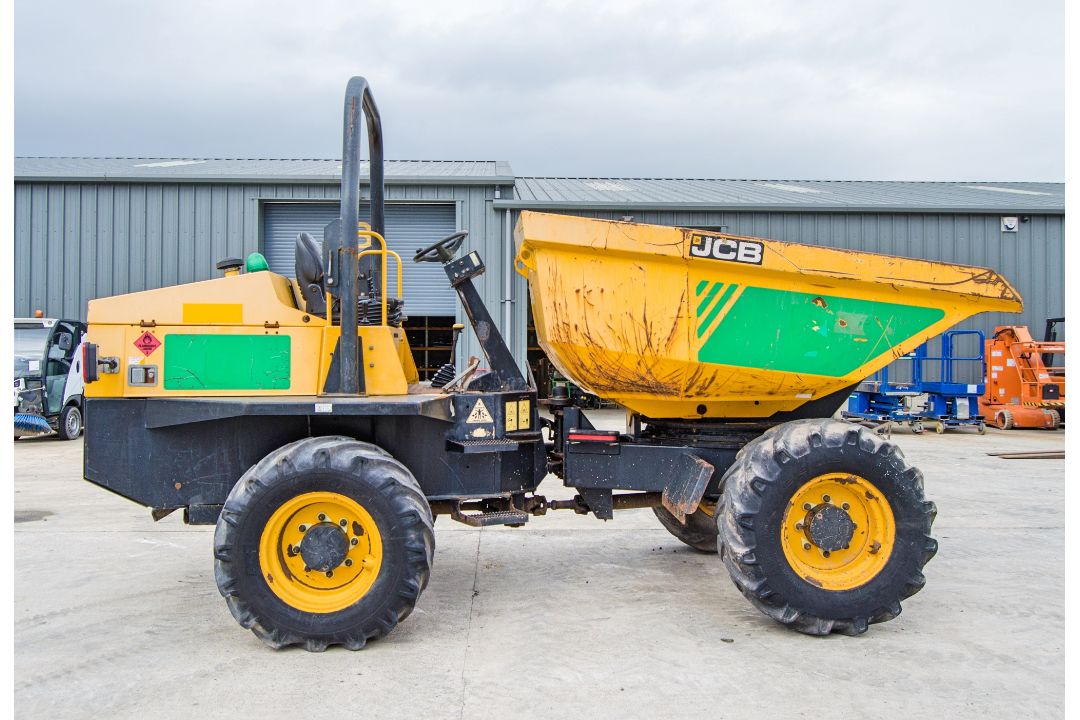 JCB 6 tonne swivel skip dumper Year: 2016 S/N: E66RL9848 Recorded Hours: 1724 c/w V5C registration - Image 8 of 24
