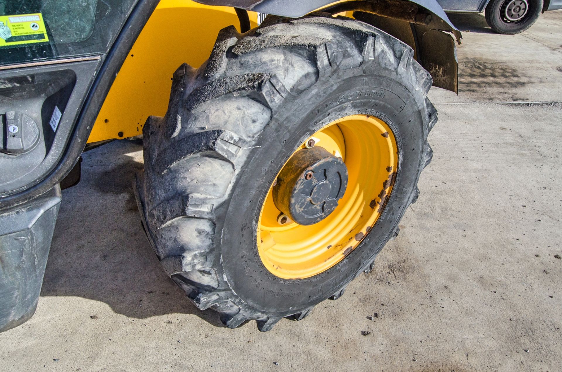 JCB 531-70 T4 IIIB 7 metre telescopic handler Year: 2015 S/N: 2348117 Recorded Hours: 2373 c/w - Image 14 of 25