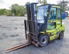 Clark GTS25 diesel driven fork lift truck Year: 2017 S/N: 8299 Recorded hours: 3707 c/w full cab