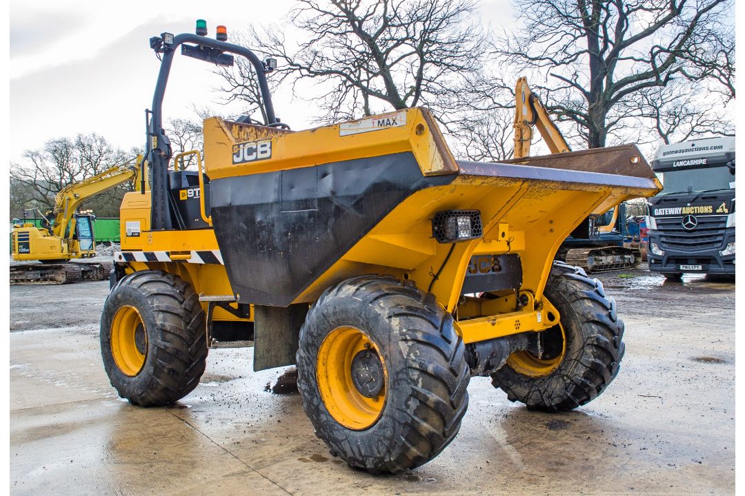 JCB 9 tonne straight skip dumper Year of manufacture: 2018 S/N: 2780314 Recorded Hours: 2000 c/w V5C - Image 2 of 24