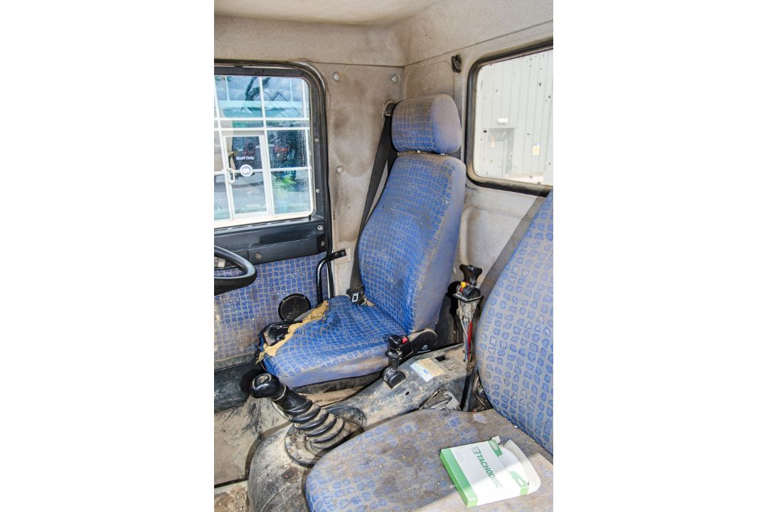 MAN 8.155 4580cc 7.5 tonne tipper lorry Registration Number: NX05 FPC Date of Registration: 01/06/ - Image 21 of 27