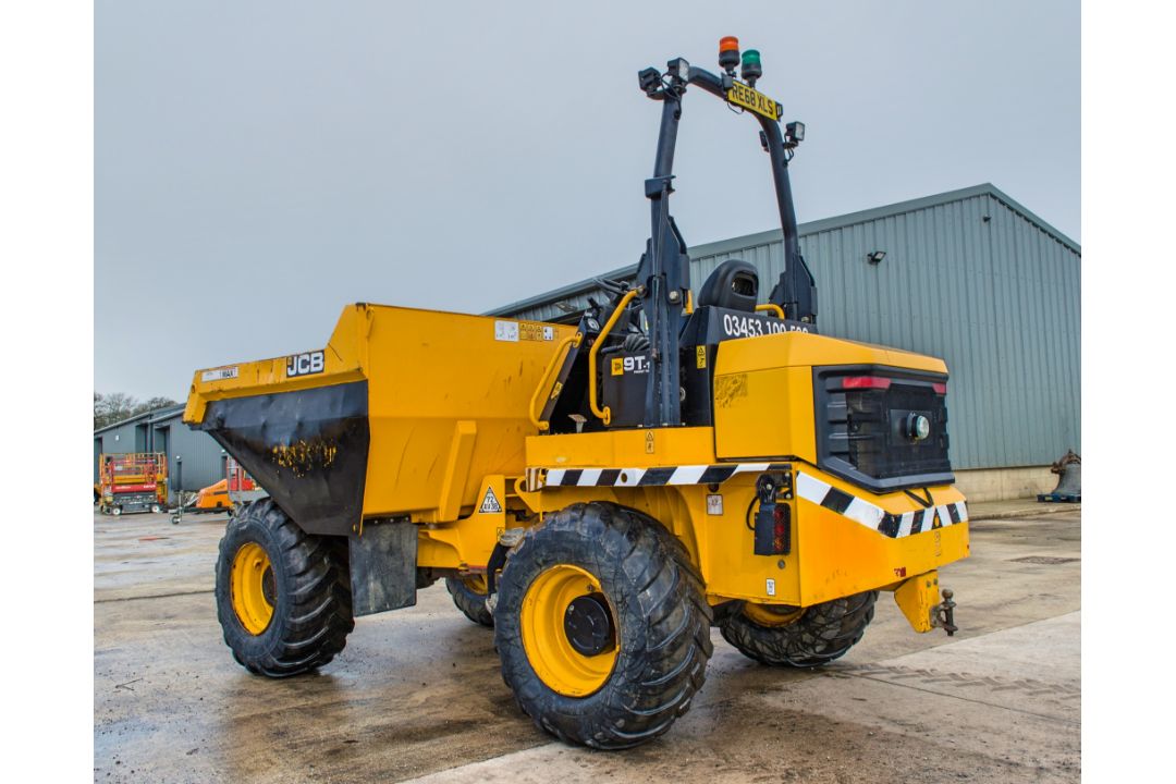 JCB 9 tonne straight skip dumper Year of manufacture: 2018 S/N: 2780314 Recorded Hours: 2000 c/w V5C - Image 4 of 24