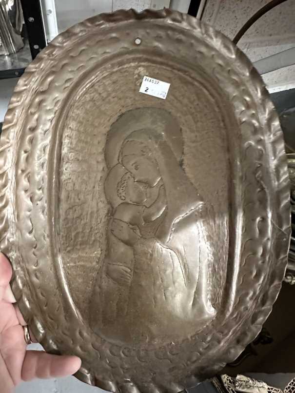 Metalware: - Image 2 of 2