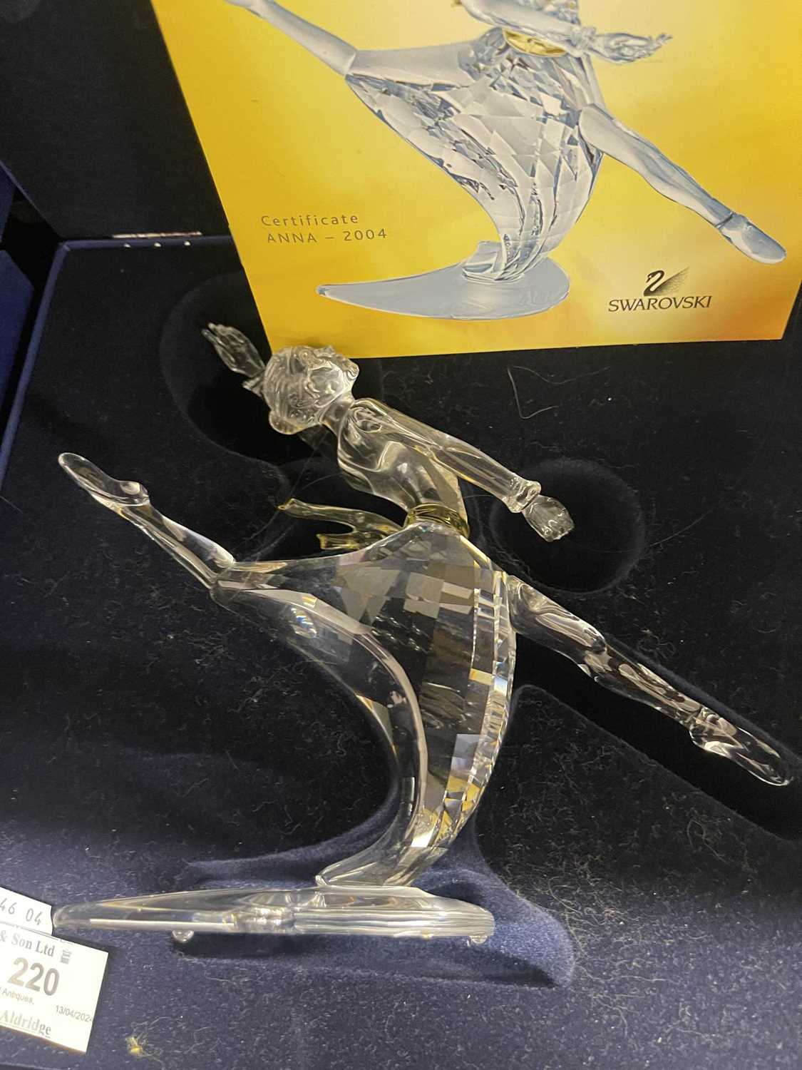 Swarovski Crystal: - Image 3 of 6