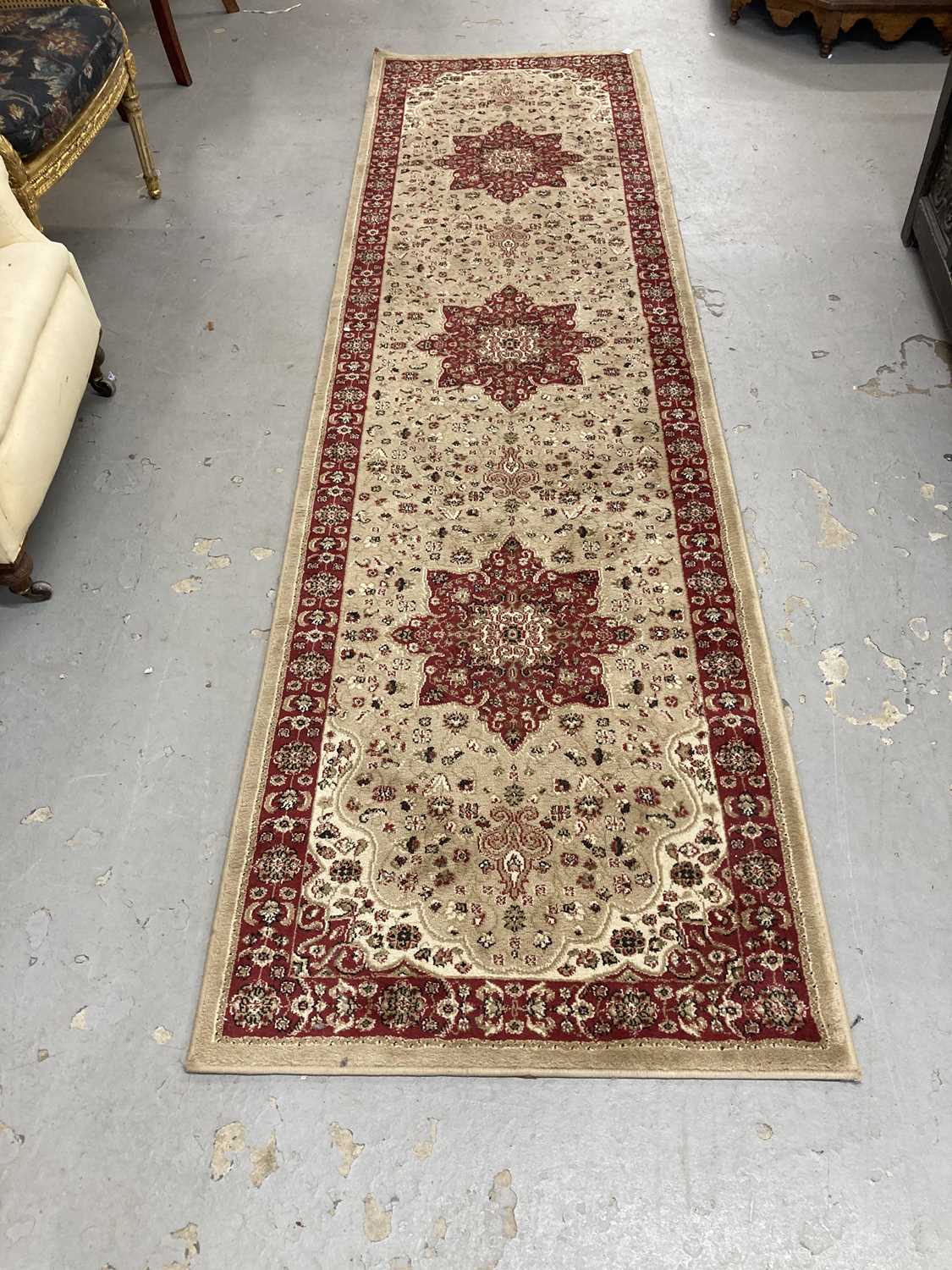 Rugs & Carpets: - Image 4 of 6