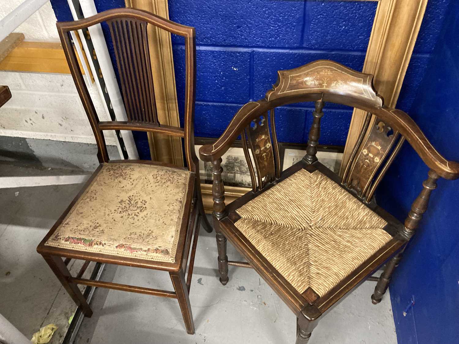 Furniture: - Image 8 of 8