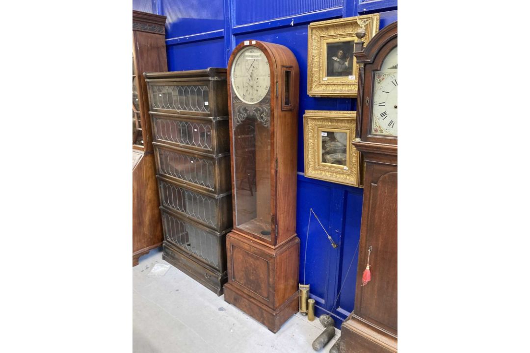 Clocks: - Image 4 of 4