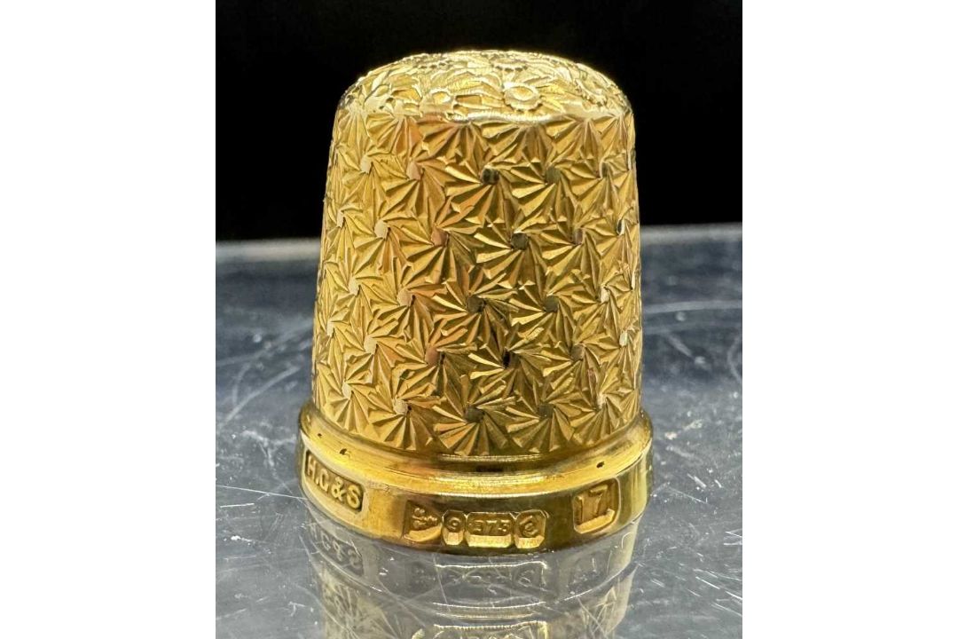 Objects of Vertu: - Image 2 of 3
