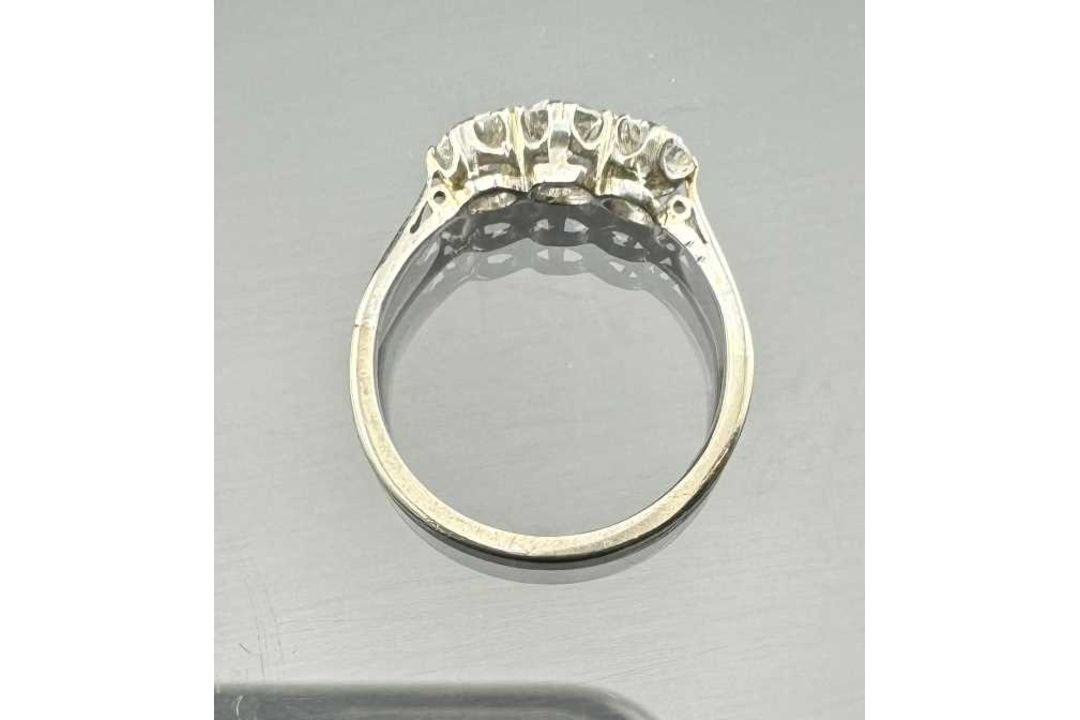 Jewellery: - Image 5 of 9