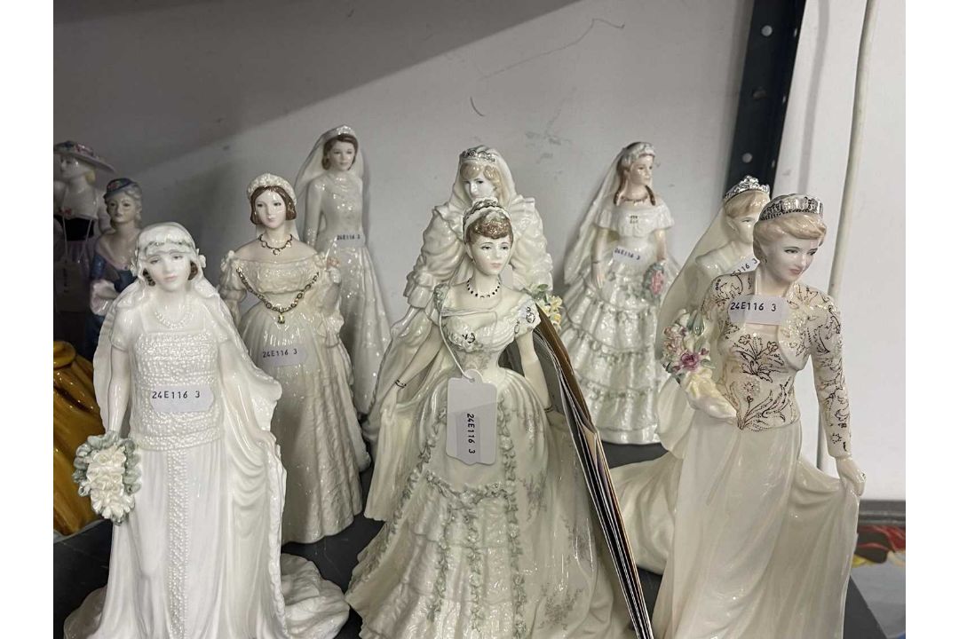 Ceramics - Image 1 of 5