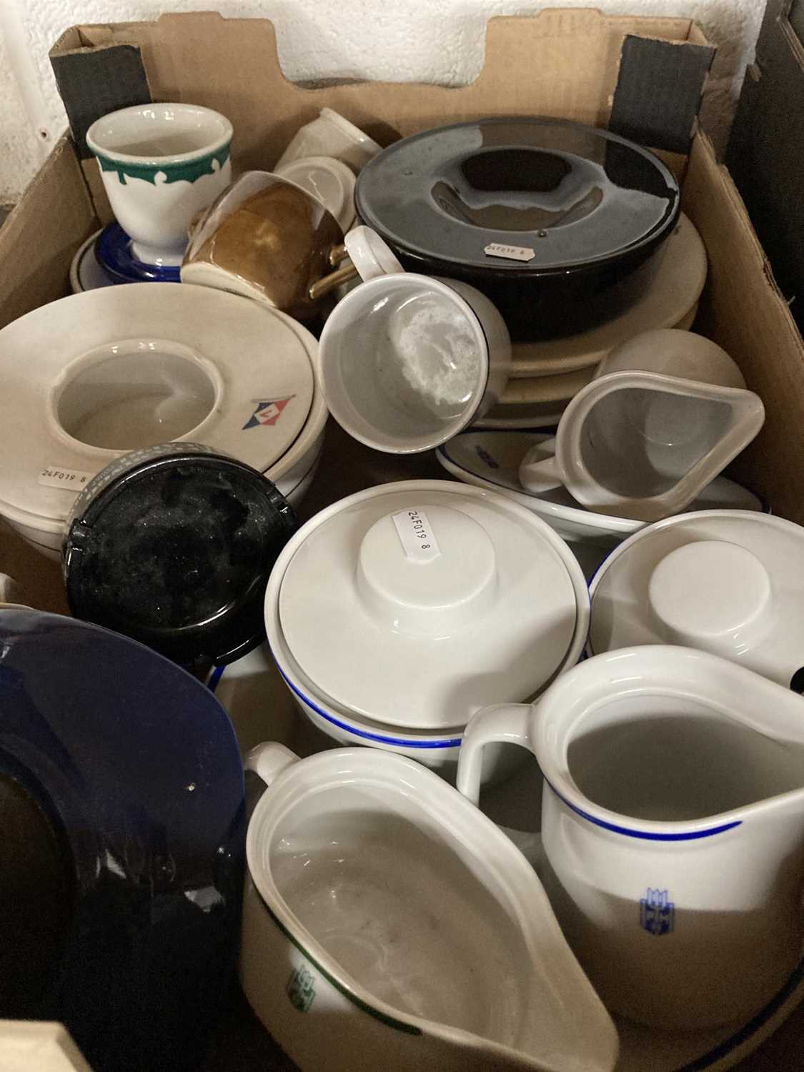 Ceramics: - Image 2 of 6