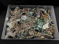 20th cent. Costume Jewellery: