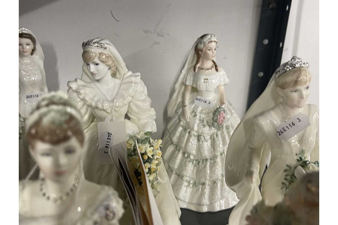 Ceramics - Image 3 of 5