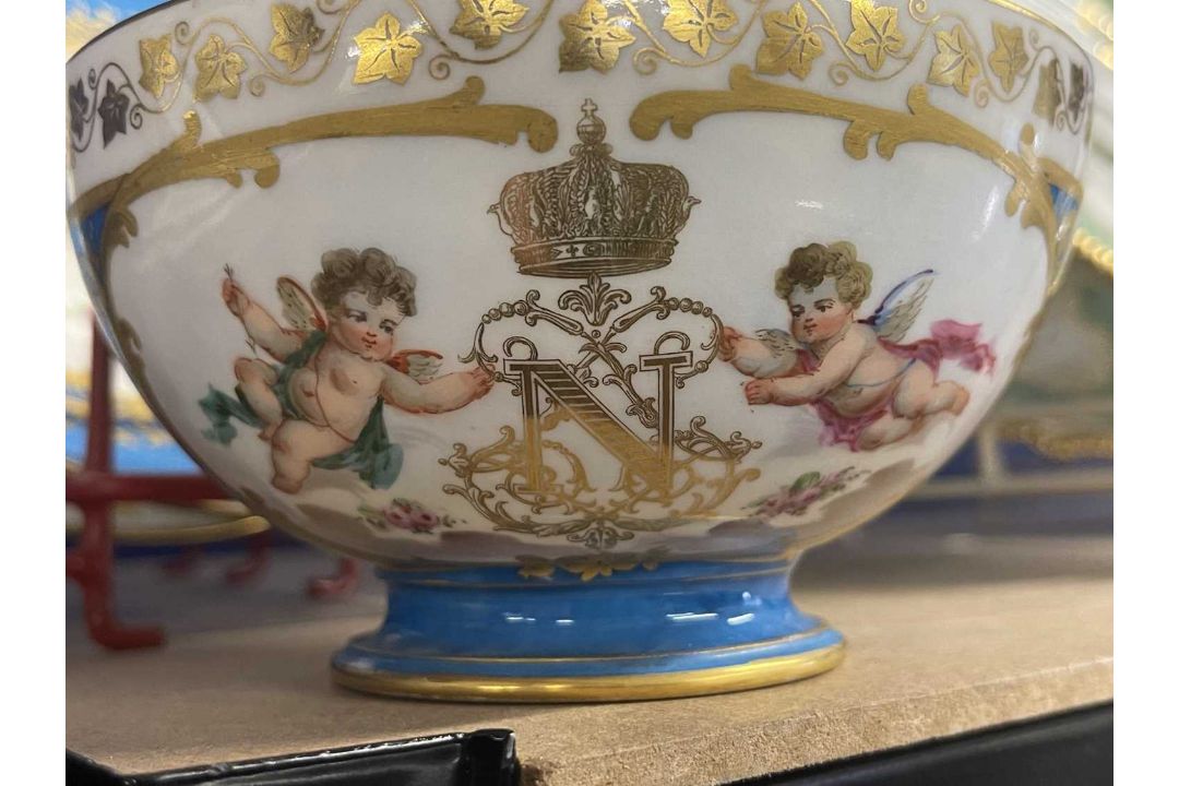 Sevres: - Image 2 of 16