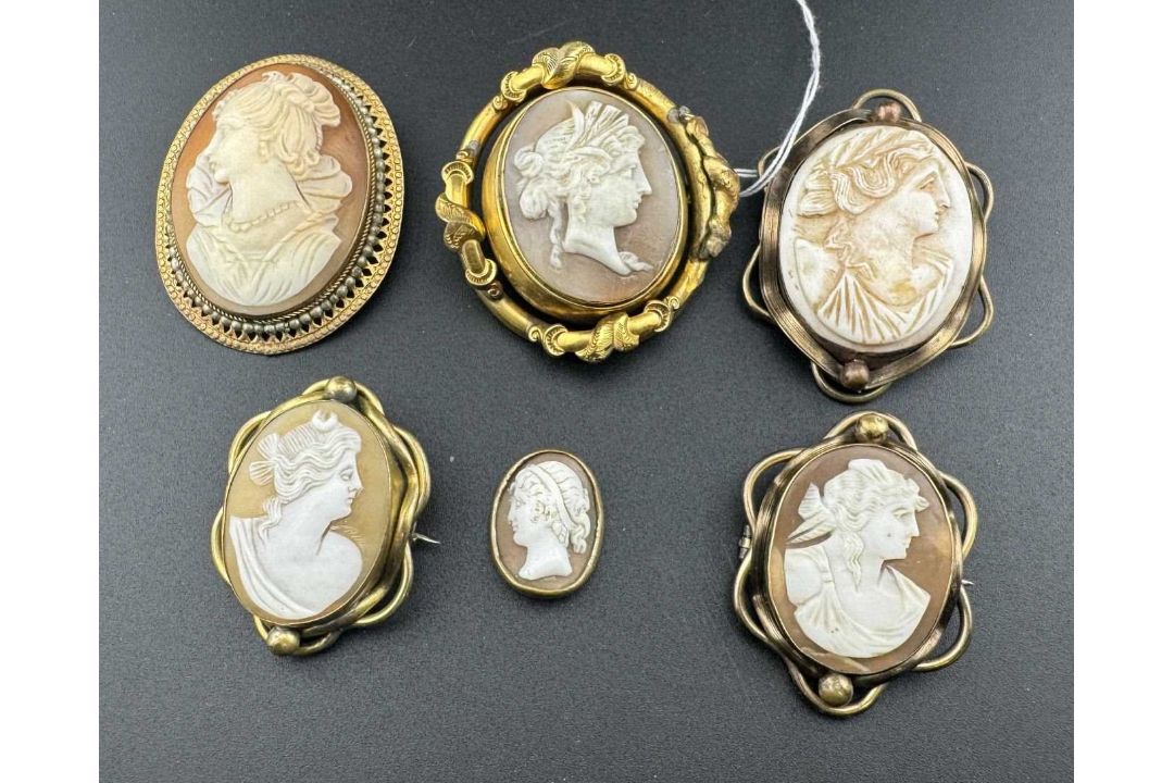 Jewellery: - Image 3 of 6