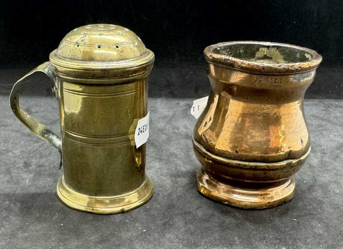Metalware: - Image 3 of 3
