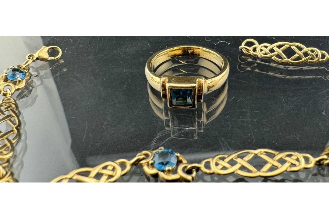 Jewellery: - Image 2 of 2