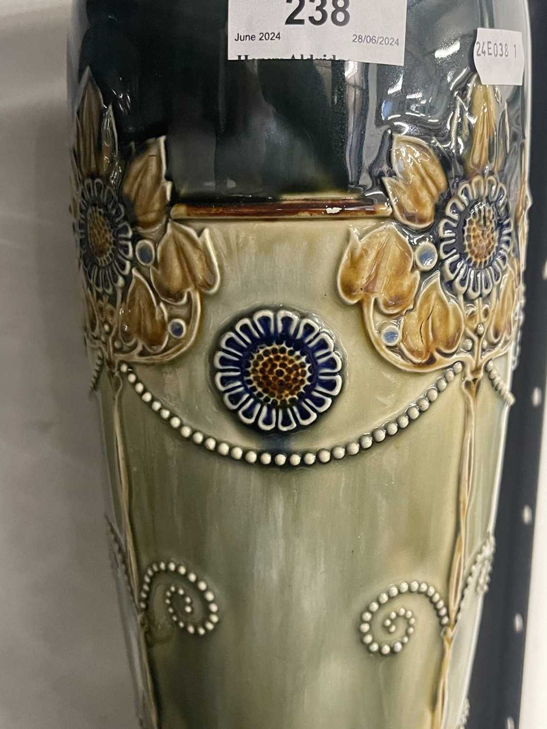 Ceramics: - Image 2 of 3