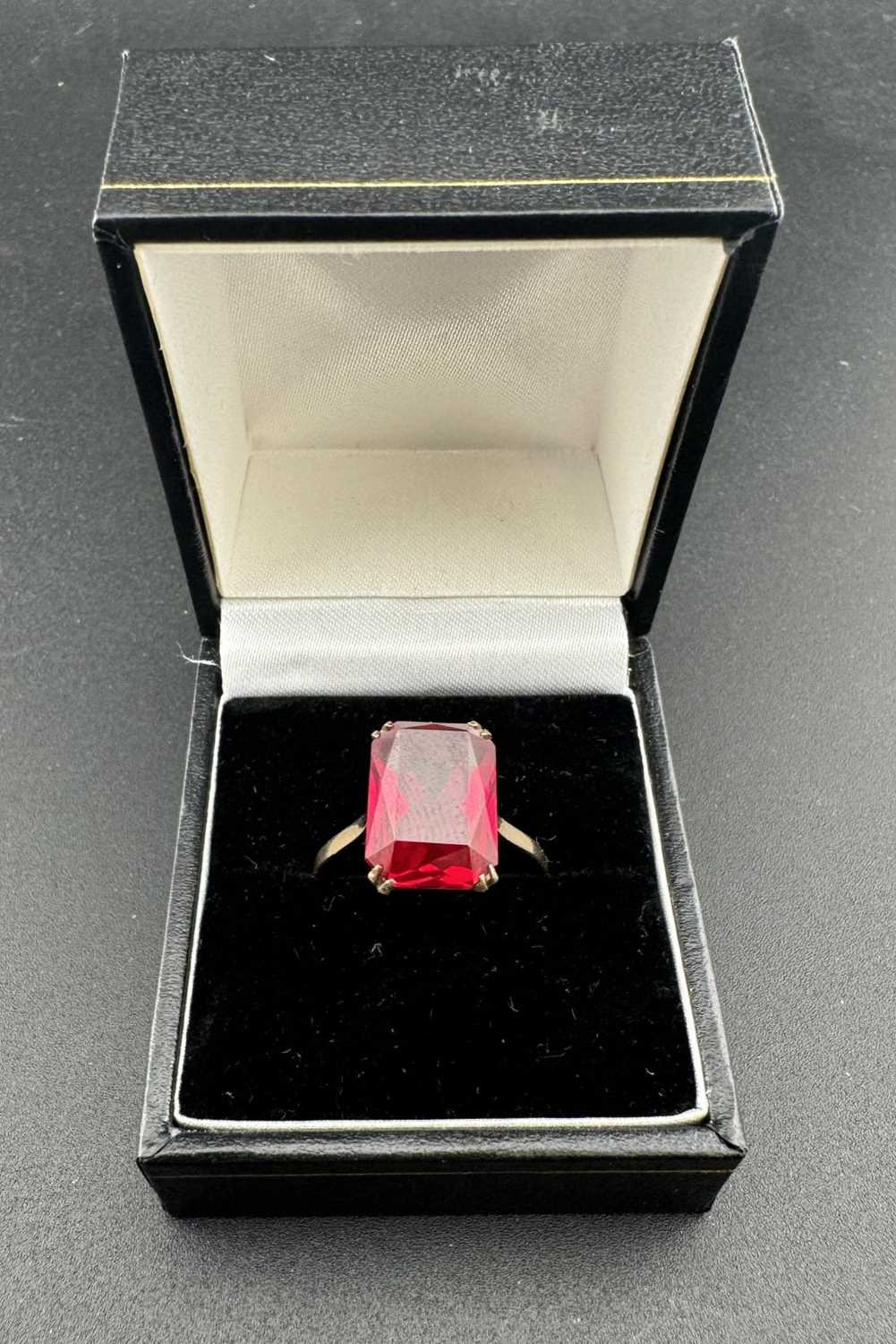 Jewellery: