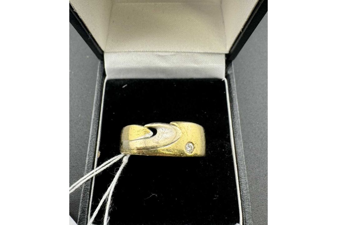 Jewellery: - Image 1 of 4