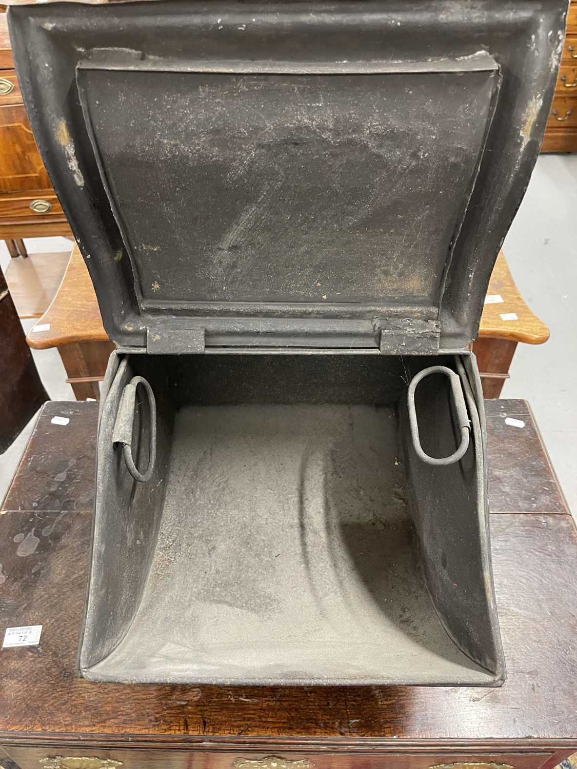 Furniture: - Image 3 of 5