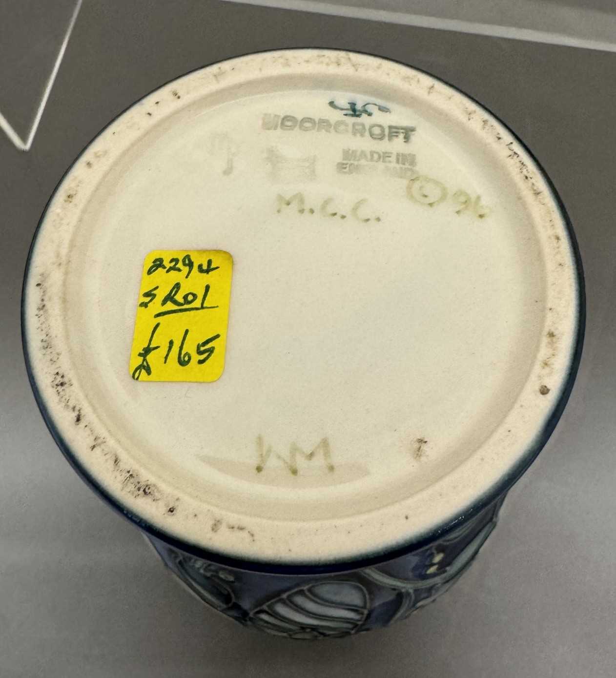 Ceramics: - Image 3 of 3