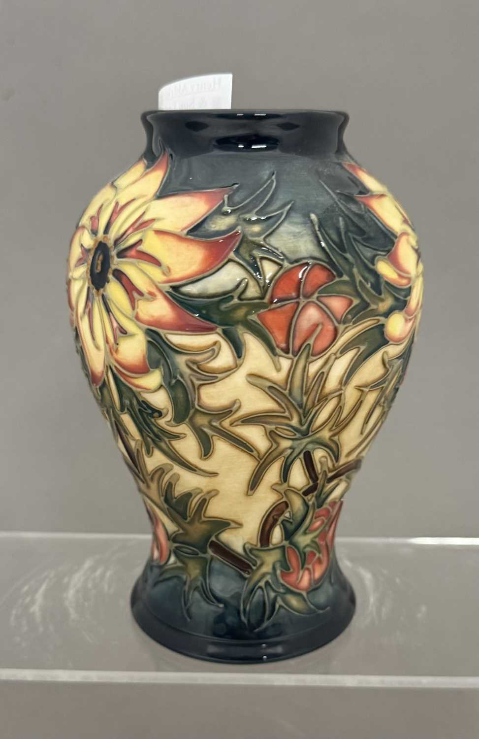Ceramics: - Image 2 of 4