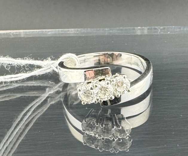 Jewellery: - Image 2 of 4