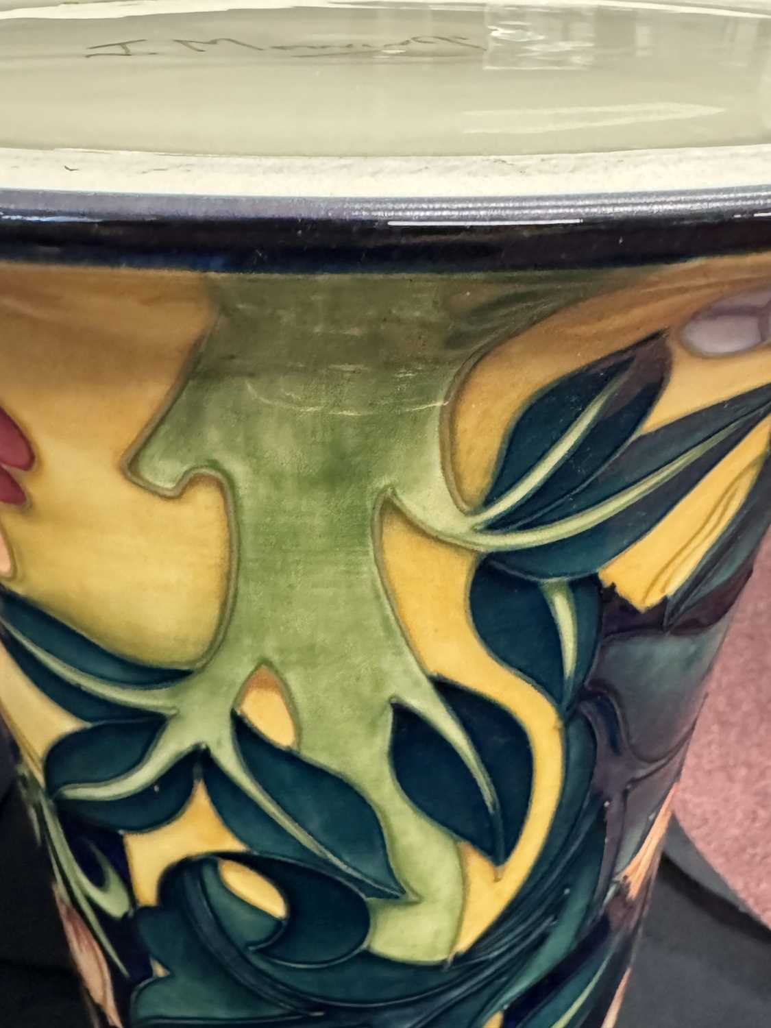 Ceramics: - Image 9 of 9
