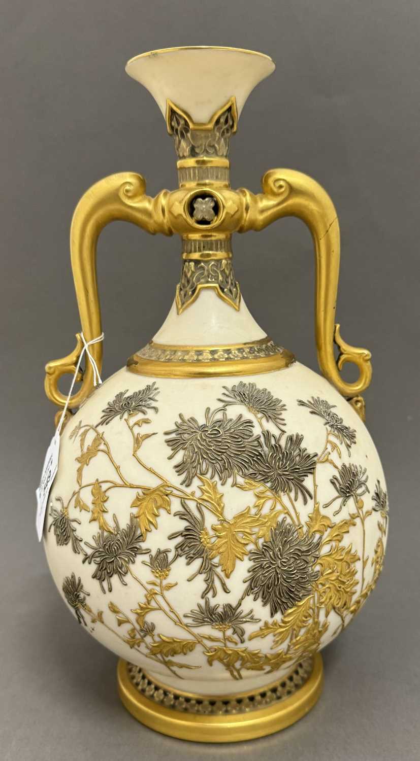 Ceramics: - Image 2 of 10