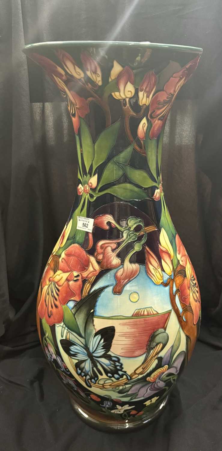 Ceramics: - Image 3 of 5