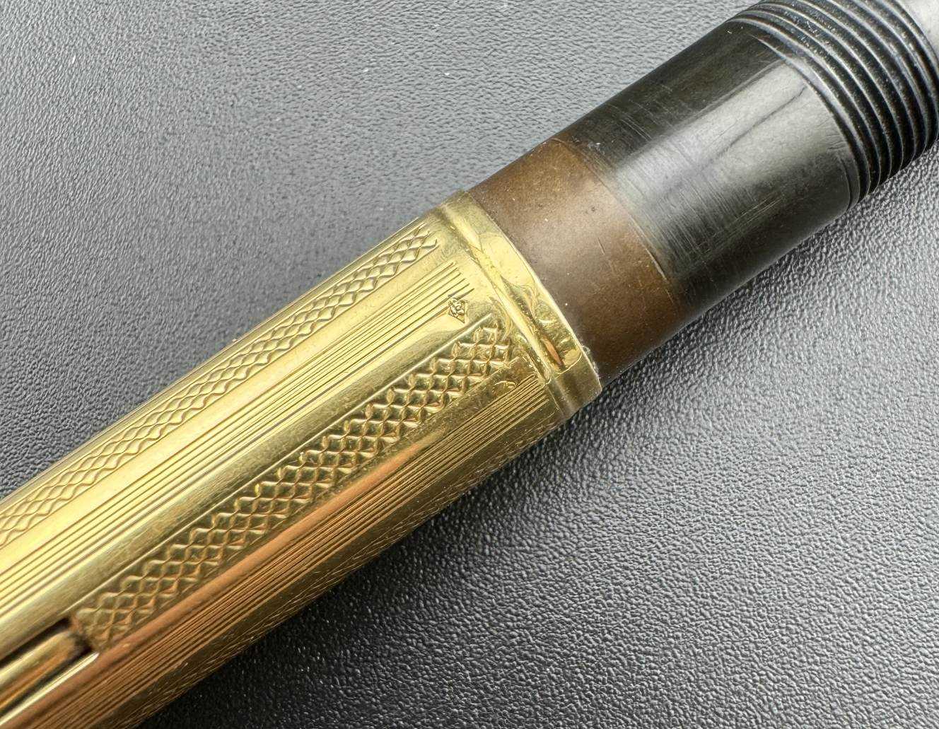 Pens: - Image 3 of 5