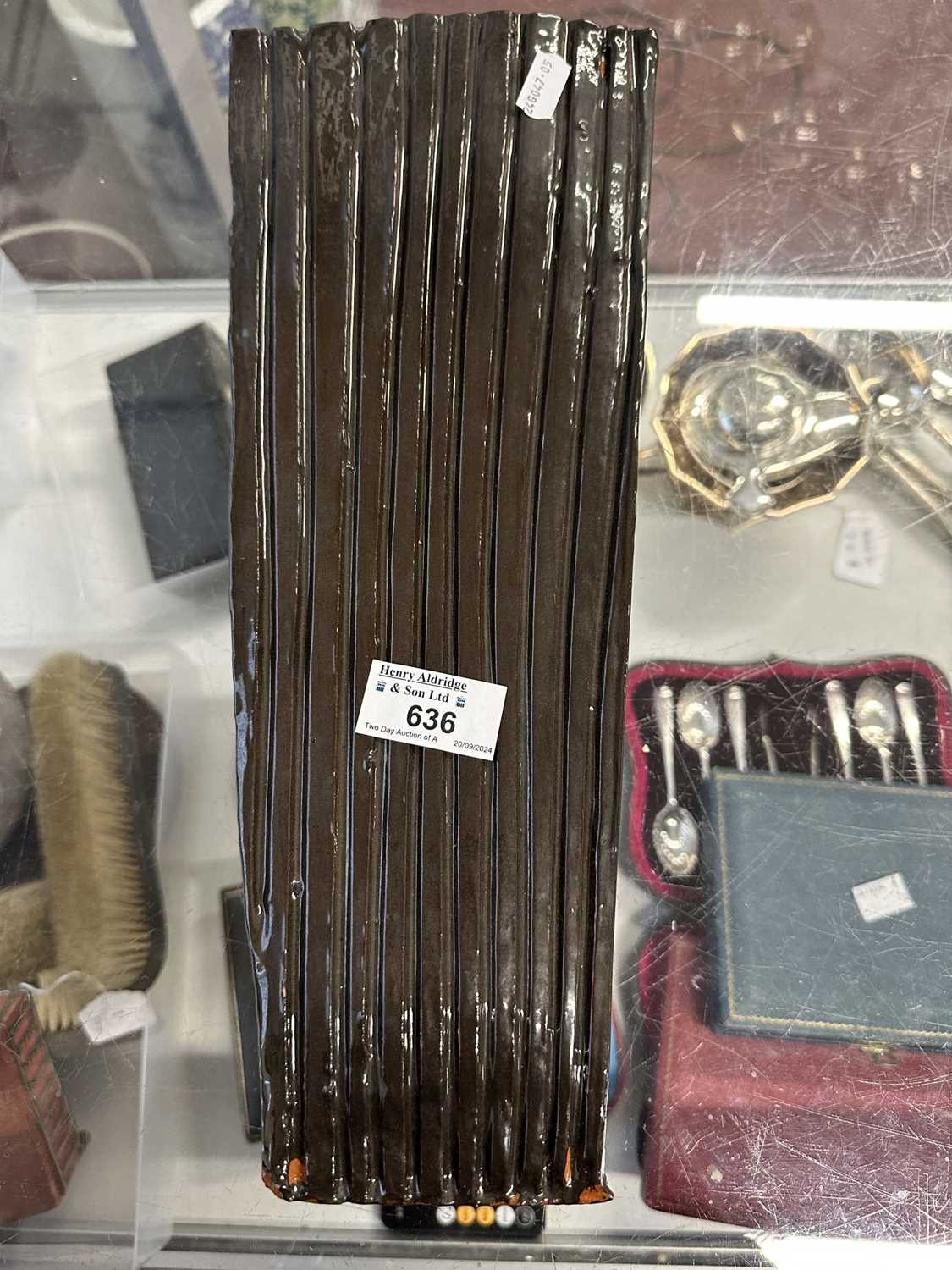 Ceramics: - Image 6 of 10