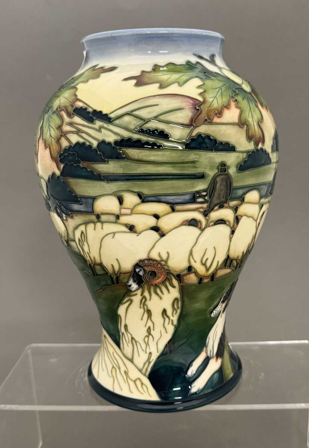 Ceramics: - Image 2 of 4