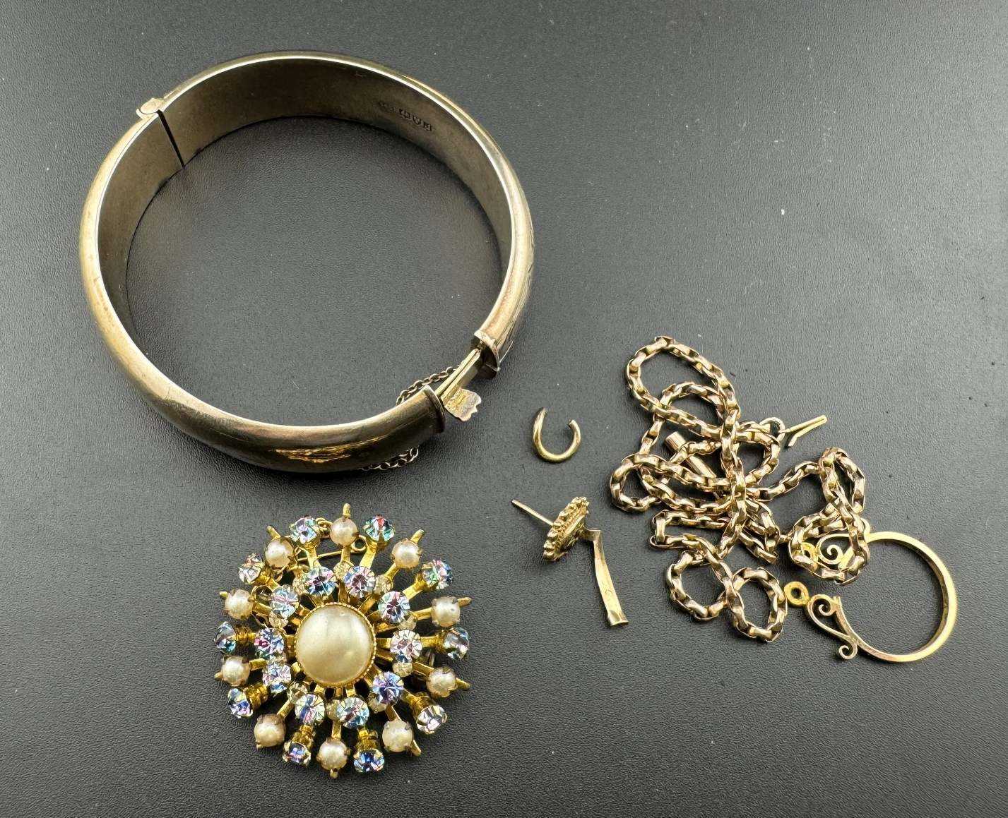 Jewellery: