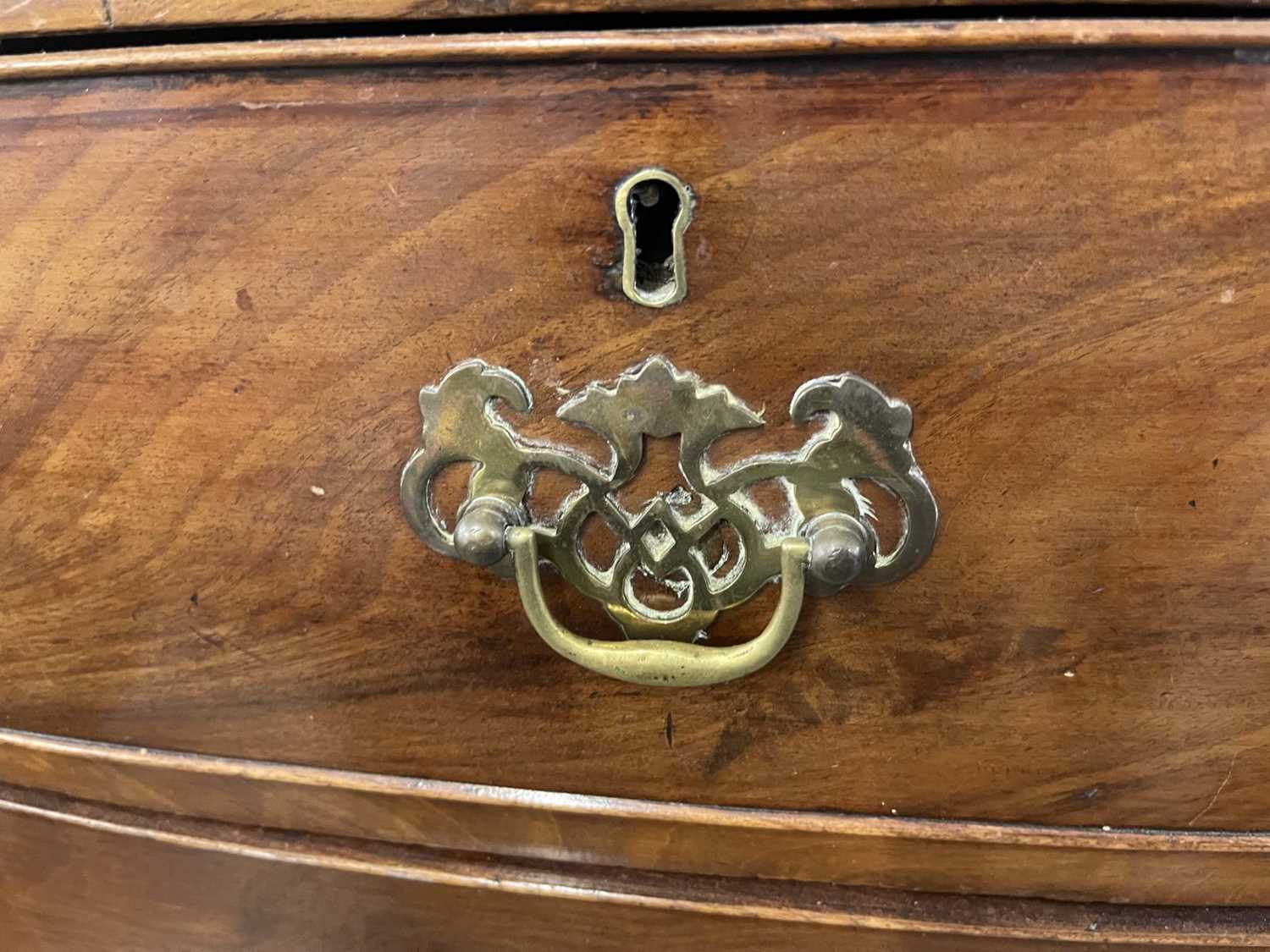 Furniture: - Image 2 of 6