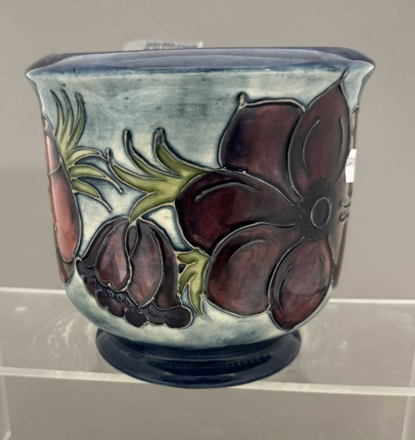 Ceramics: - Image 3 of 8