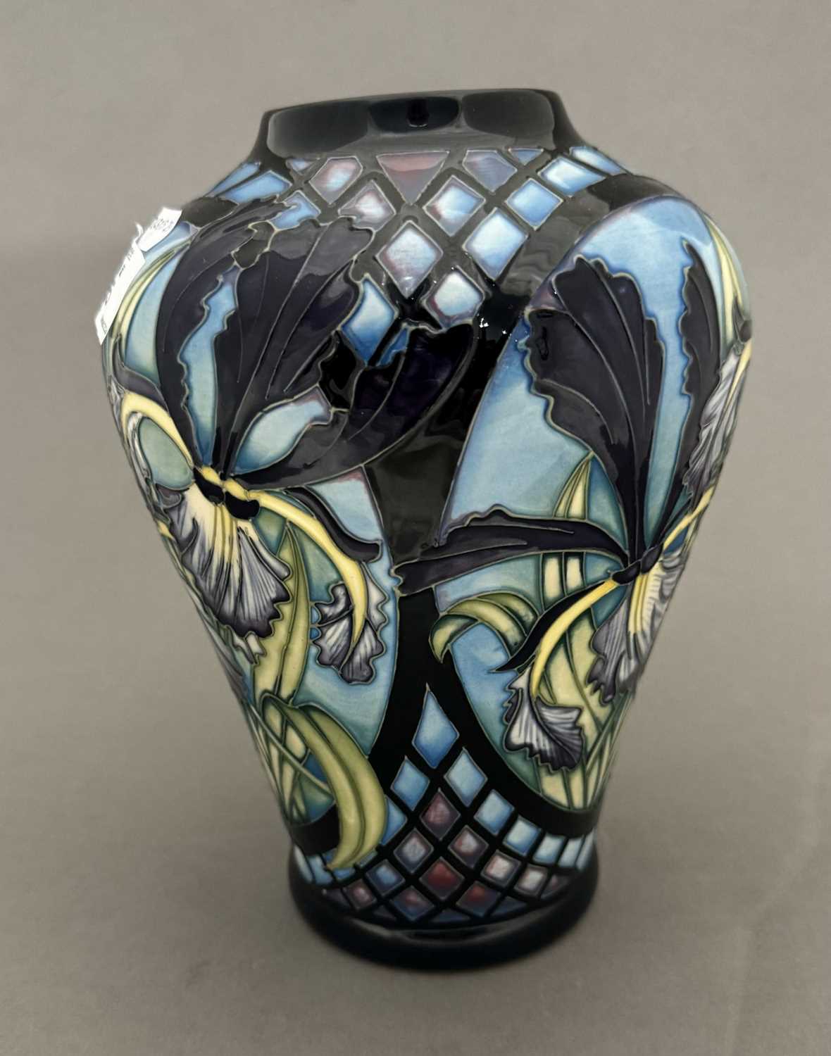 Ceramics: - Image 3 of 4