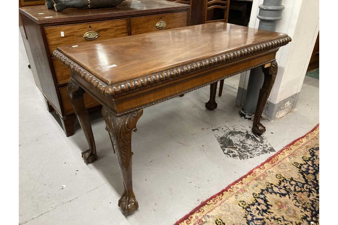 Furniture: - Image 5 of 8