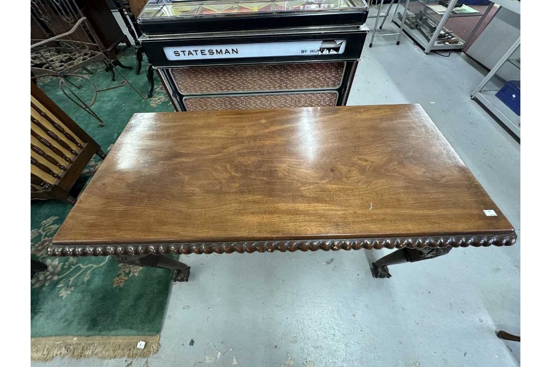 Furniture: - Image 2 of 8