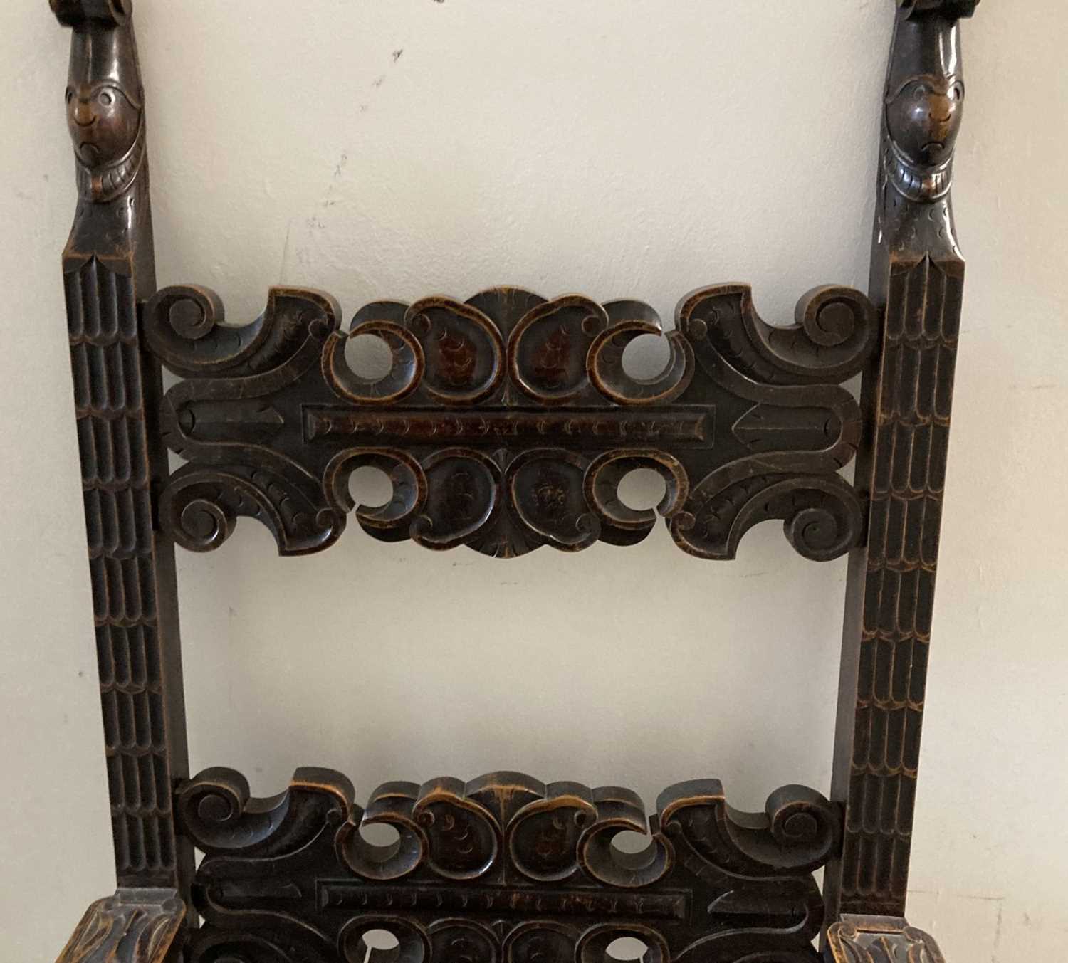 Furniture: - Image 3 of 4